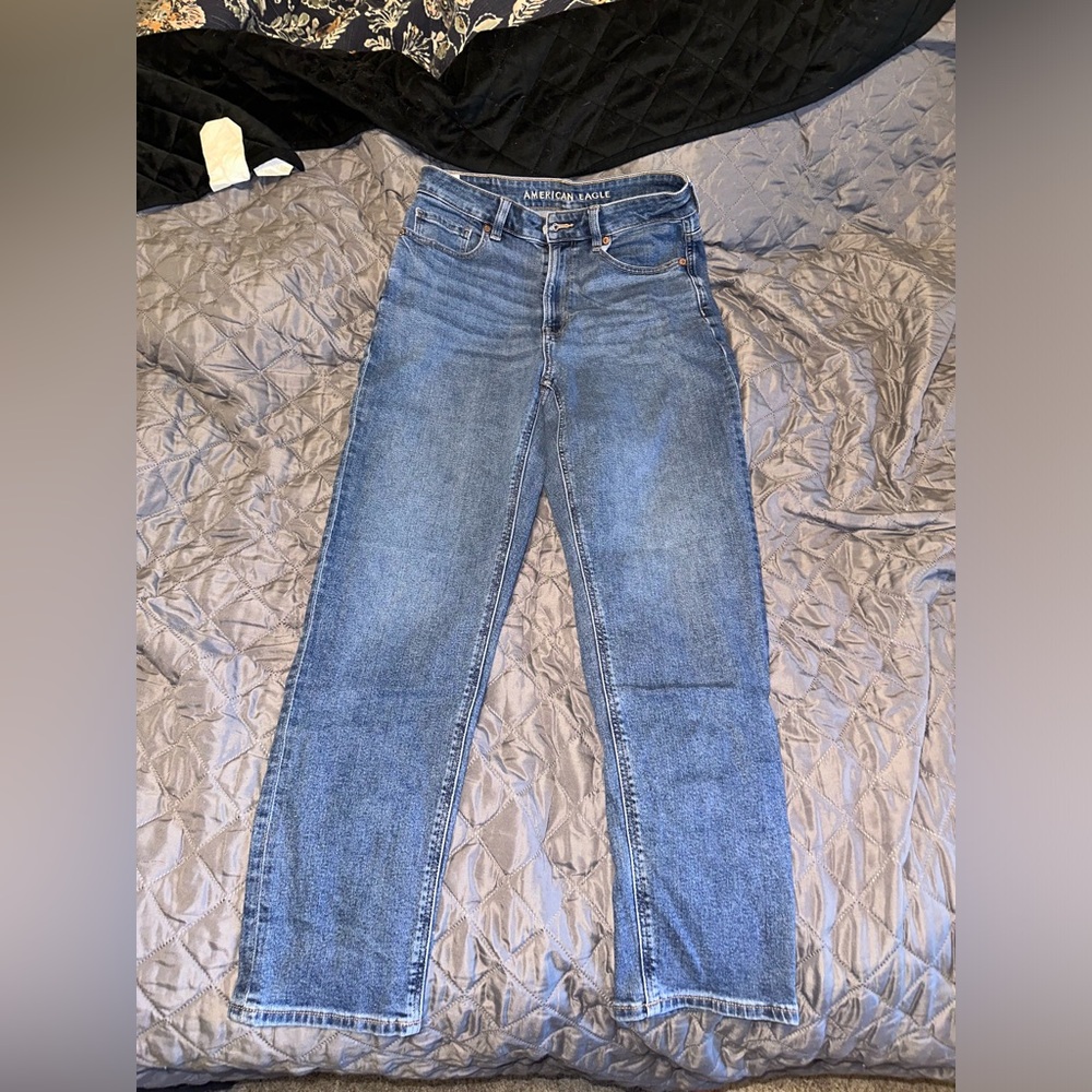 American Eagle High Rise Mom Jean.